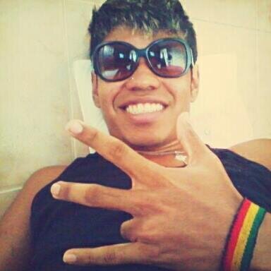 Me namora pois quando eu saio eu sei que você chora (8)