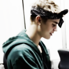 startedjustin's profile picture. swag swag swag on you