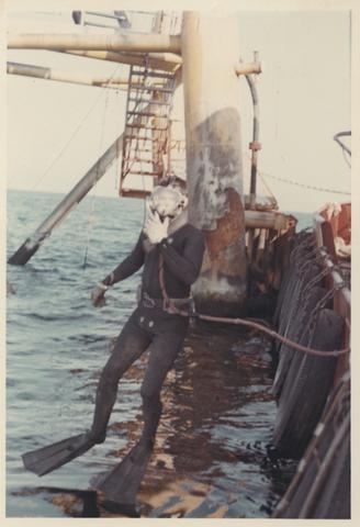 Deep Sea Diver                                                       28,765 hours under the sea