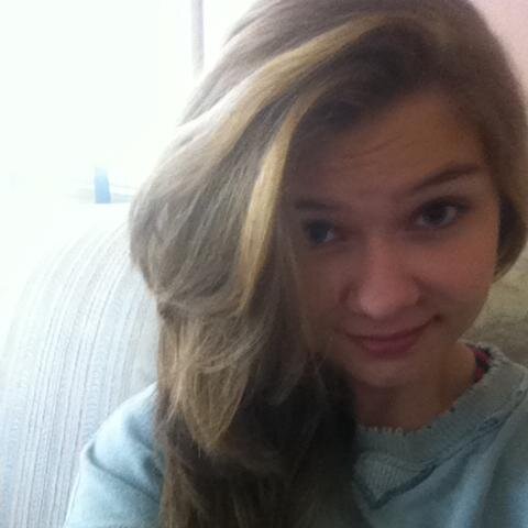 AliMcquade1's profile picture. 