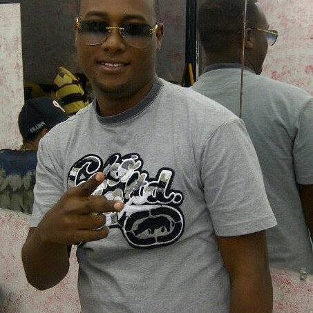 santanaeduardl's profile picture. 