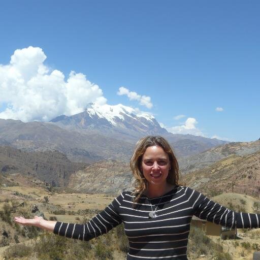 Consciente de importancia de conciencia global, sustentable. RSE y Sustentabilidad. Amante de la naturaleza. Terapeuta holística (reiki, constelaciones)