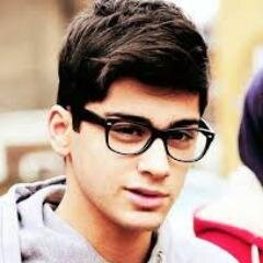 uma vez minha mae disse 
one direction vai acabar e todo mundo vai esqueser eles
bem q dizem eu naum sou todo mundo