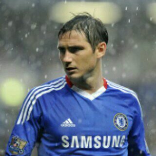 LamparDanii's profile picture. 