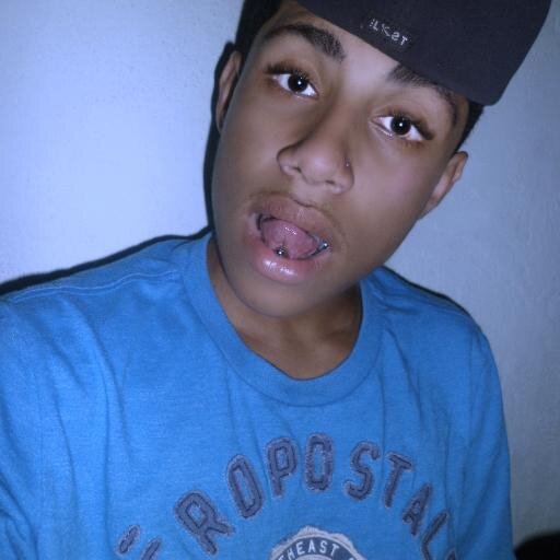 ♔' não me jugue pelo o meu passado, eu não vivo mais lá ;))♔