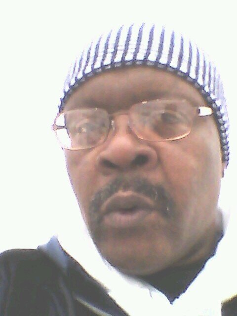 I'm as christian man lookig for a christian woman, I'm kind, thoughtful,sincere,and respectiful to women. I'm ok with being me!