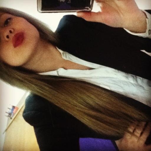 LaU_Ochoa's profile picture. Inmensamente feliz, orgullosa de mi familia, enamorada de Dios, de mi novio y de la vida.