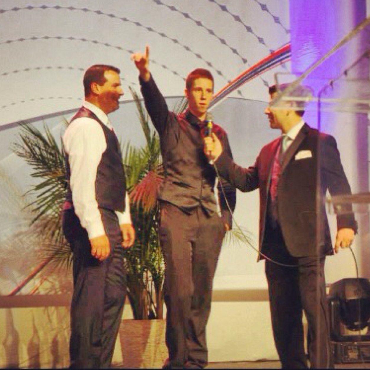 iClarku's profile picture. 22 Years Young. What happens in life echoes in eternity.