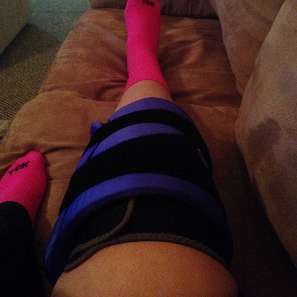 Knee__problems's profile picture. Slowly giving up