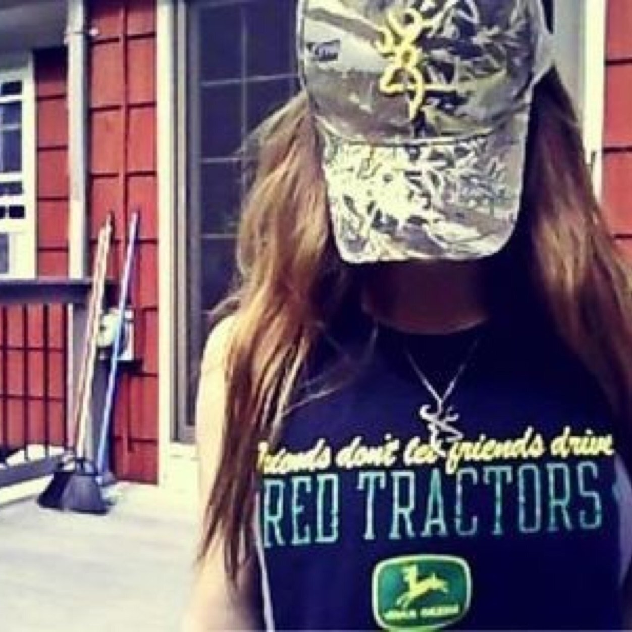 I'm Stearns County born and raised, and I'm damn proud of it too! I'm just your average country girl with big country girl dreams!
