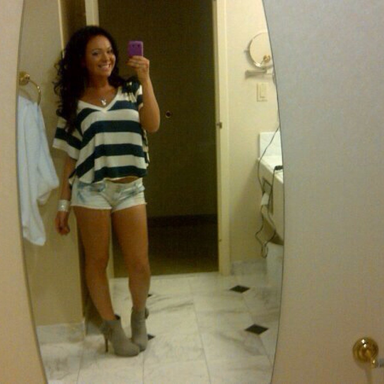 Lettyotizbaby1's profile picture. Jessica leigh aka jbunny  am playgirl for playboy i am also a liverpool fan if you dont like then fuck off my profile easy as that love sex