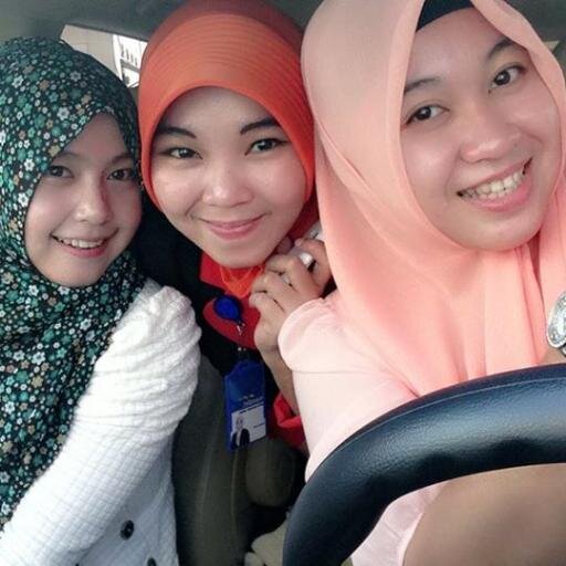 MellindaIshak's profile picture. Management Gorontalo State University 10 | 02 Desember |