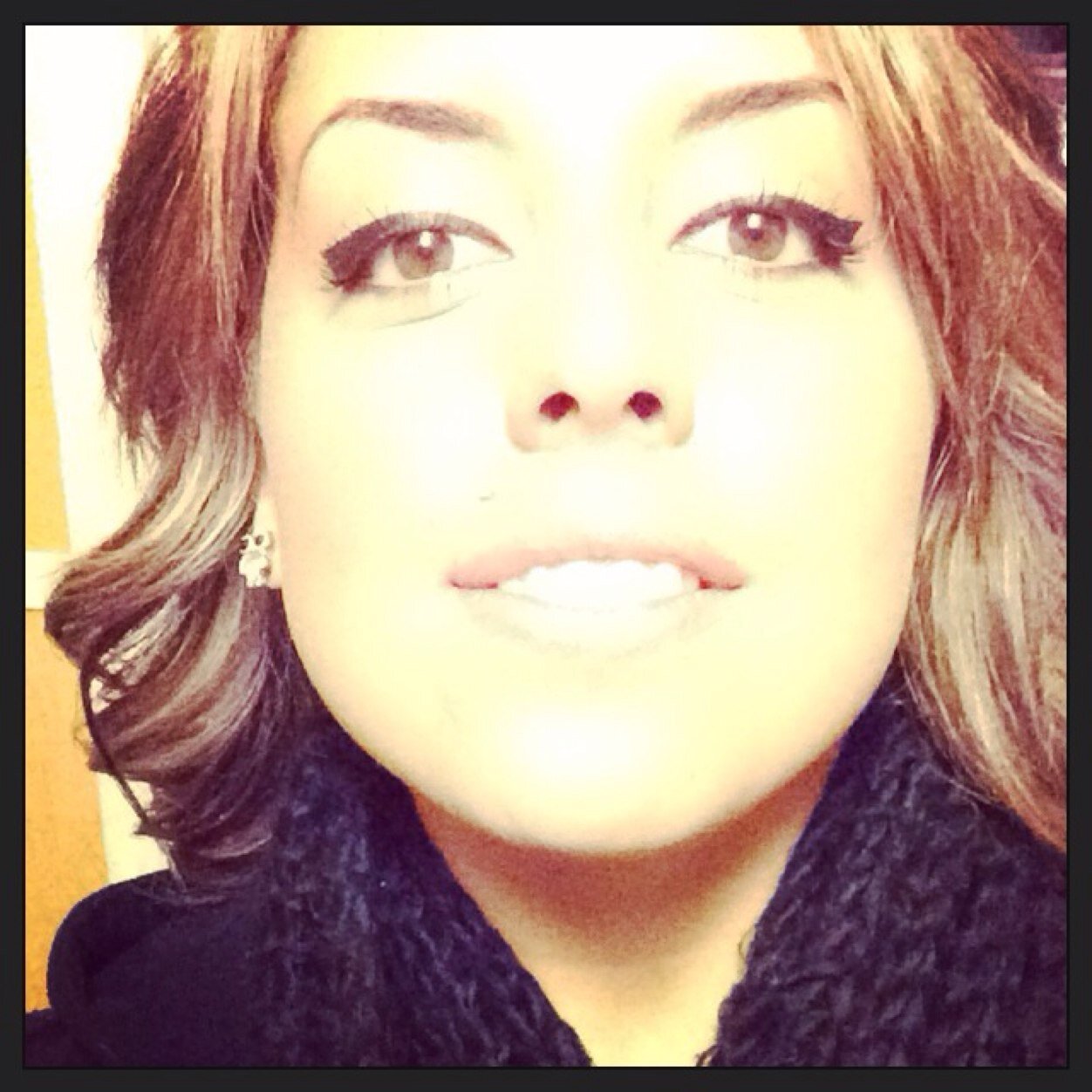 AdriennePeltier's profile picture. Instagram: @ayedax stalk me. Insomniac, working hard for what I want.