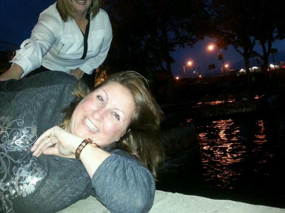 LizaJne's profile picture. Love my family, my pets, & the lake!