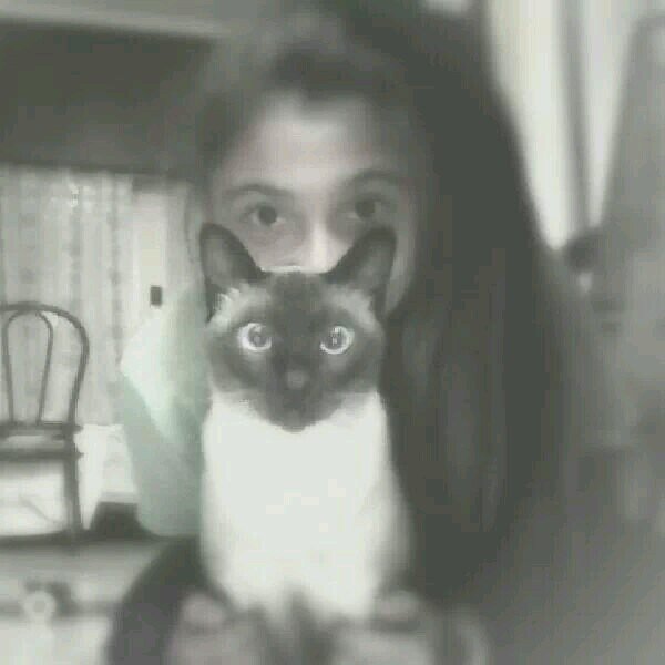 valenfurlano's profile picture. Skater&Directioner