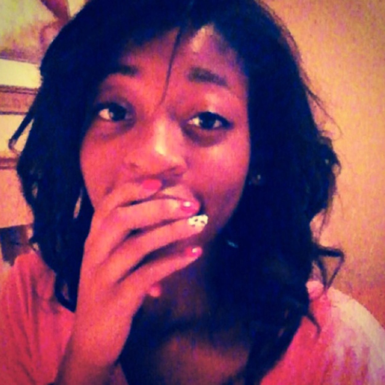 floralprinted's profile picture. saved the user just in case. new account @briannanatasha_ Justin followed 32910 c: