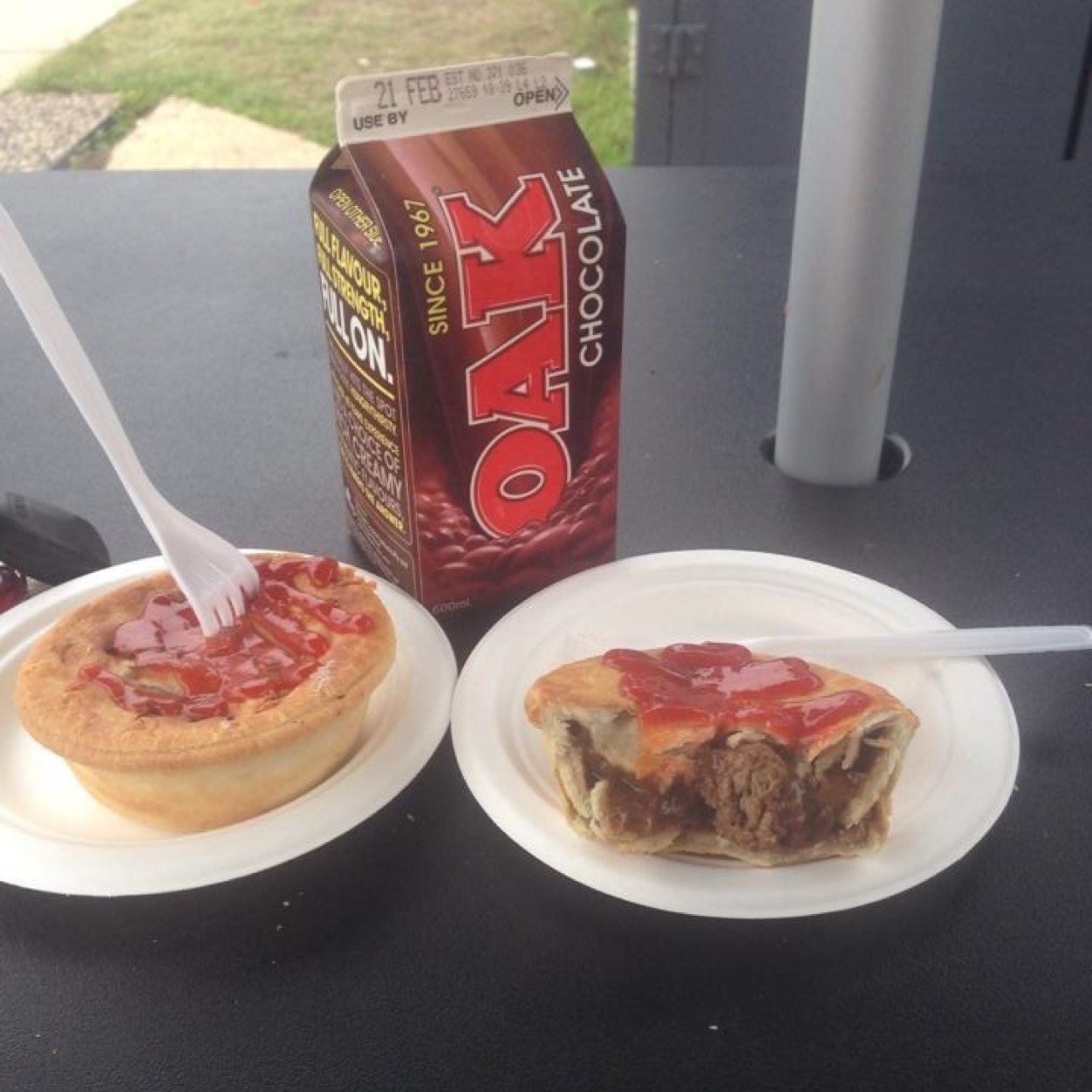 Let us know about the best/worst pies in sydney #eyesonthepies #sydneypielovers Insta @sydneypielovers Facebook group 'Sydney pie lovers'