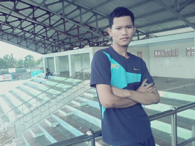 bersekolah di SMAN 3 KUALA KAPUAS