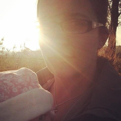 alicesiebel's profile picture. 👧 & 👦 & 👨 & 🐈 & 🏡 & 🌻 & 💻