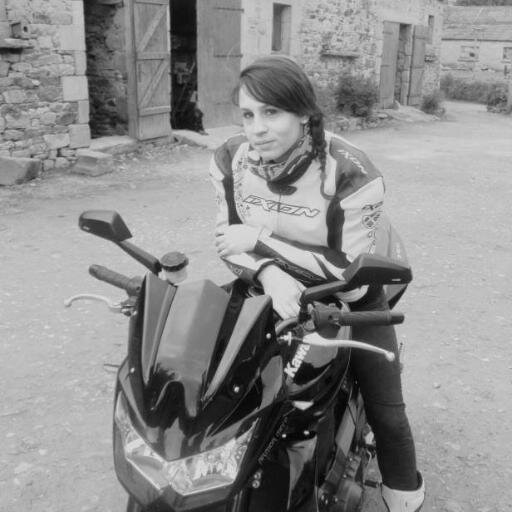 Passionnée de moto ✌! #moto #vitesse #life #smile_enjoy_it