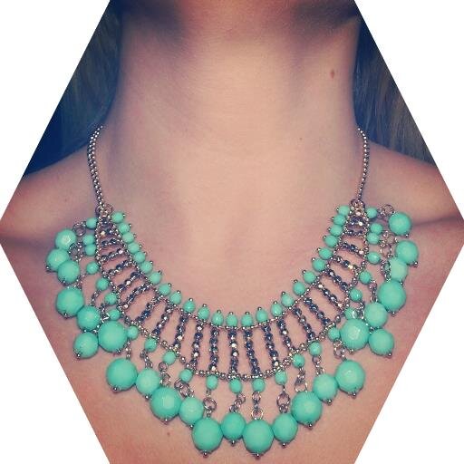 axessorizeme's profile picture. Berlinerin und bekennender Accessoire-Junkie, auf der Jagd nach neuen Trends http://t.co/aXZy9NqeMB