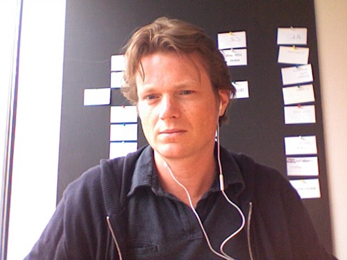 44 y/o dad, husband, brand strategist, founding director of Over the Shoulder smartphone ethnography, idea geek, road cyclist, frustrated chef