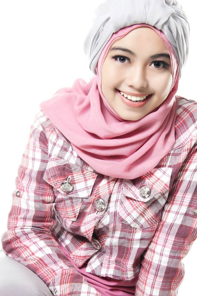 Public Relation | Branding Specialist | Travel Holic | Family Woman | Love Sharing | You Only Life Once , be a hero for the others