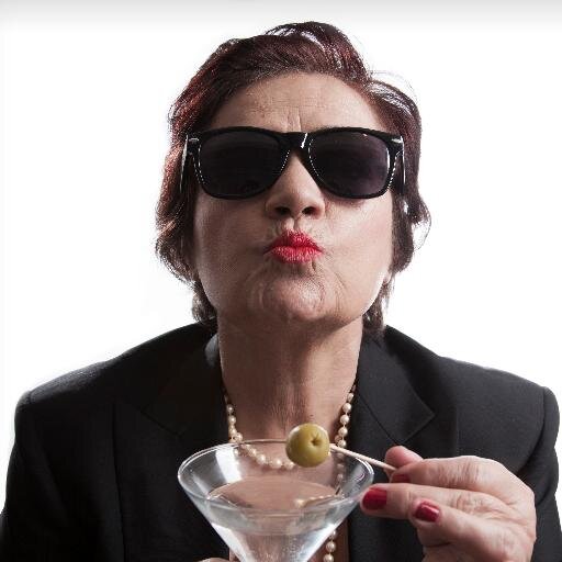 Abuela renegada. Fiestera hasta la médula. Dancing Queen. Croquetera. Montando guateques desde 1952
laabuelacanalla@laabuelacanalla.com