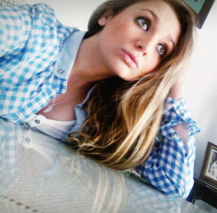 arabia4's profile picture. Estudiante de EDU en UCO. Enamorada de mi conguito PEDRO CARRILLO SERRANO ^^