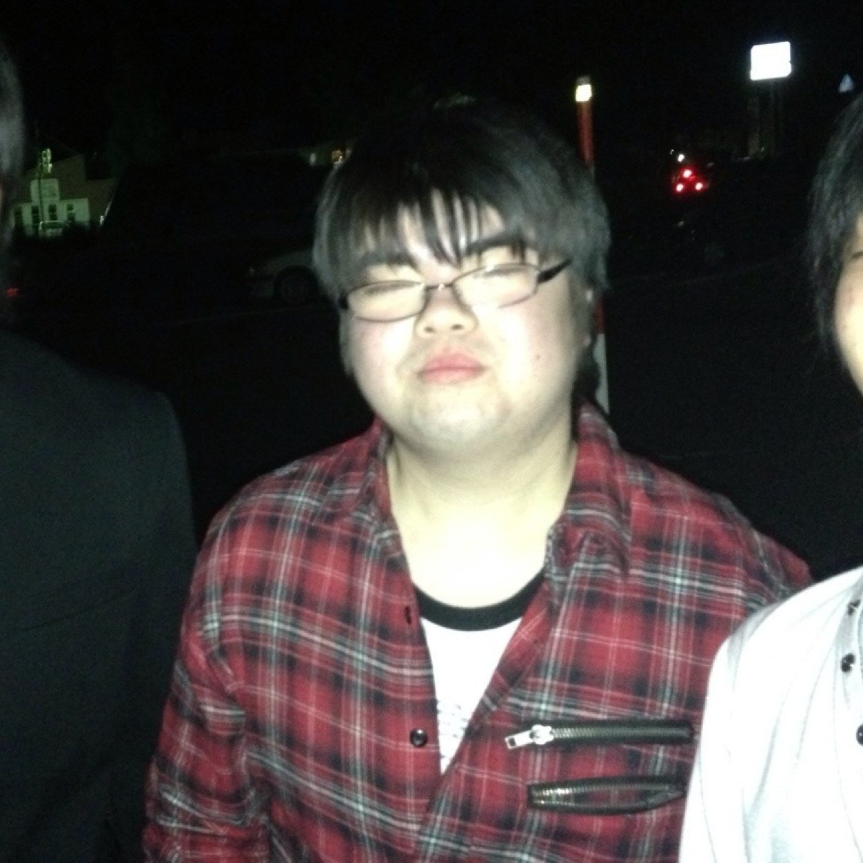 東中→大岡学園
自動車整備士目指しています。
