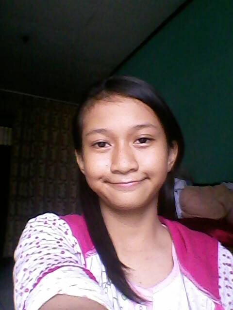 Mw Name is Astried.Thaliana.P | pleace call me Astried | Bersekolah di SMPN 1 TIGARAKSA, | Follback? Just Mention ^_^