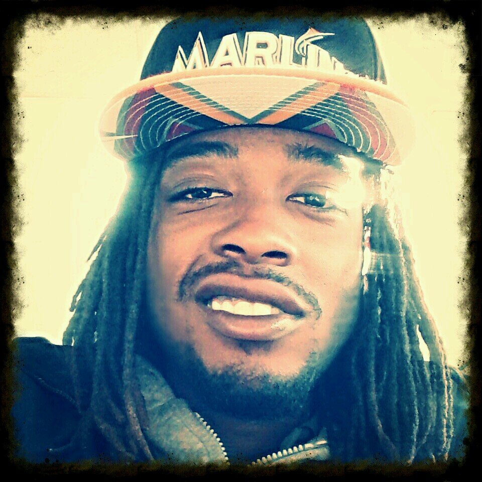 I like to party an smoke and fock. I love an chocolate woman. She Thicker Than a Snicker Smooth Ooyyee Ooyyee #FlighTeam #TFB #TeamFreebandz #onewomanman