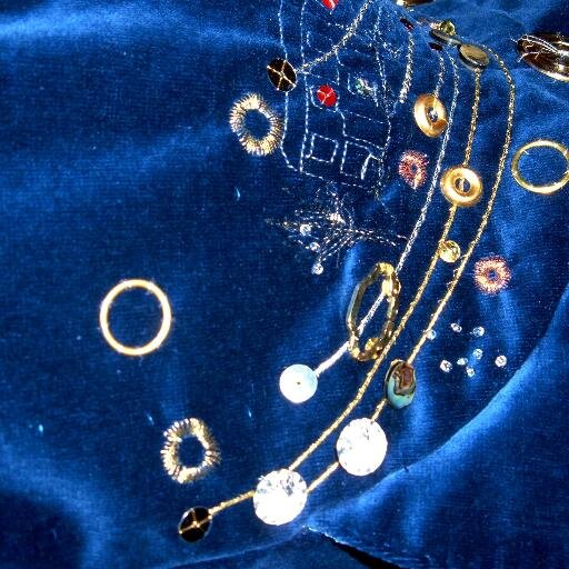 shewhosews's profile picture. A busy life stitching, thinking, praying and reading.