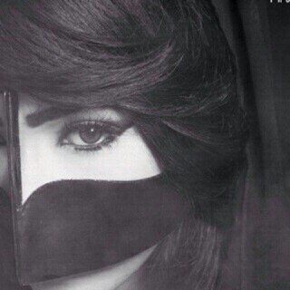 ‏‏‏​آنت بس اضحگ وانا جـوي لآ إرآدي يزيــن♡