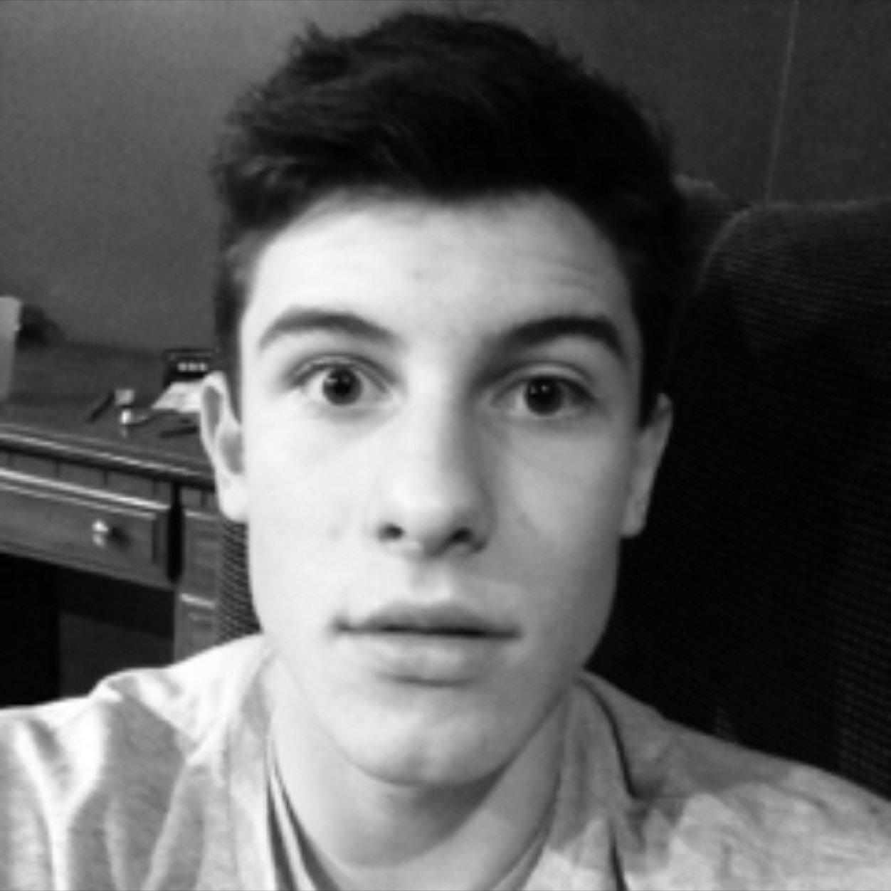 Shawn steel my heart in six seconds. I have been suporting him since his beginning. Magcon boys are my life.❤