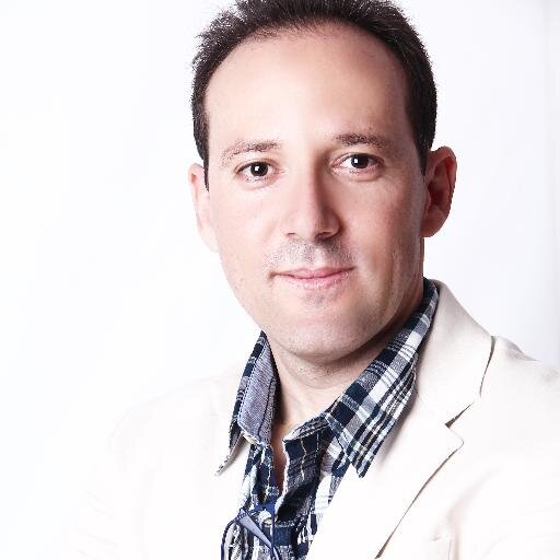 Começou como um desejo ainda jovem de ser útil na igreja tornou-se anos mais tarde na confirmação de um chamado para o ministério da evangelização.