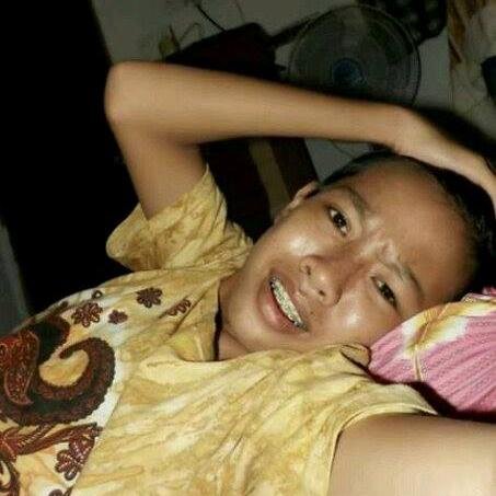 follow terus @ilyas_new & @KataMuh ;;) HP : 081905224877