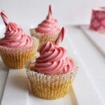 Find the best and latest cake decorating ideas in this site. Discover wedding cake, party cake, and cupcake ideas.
