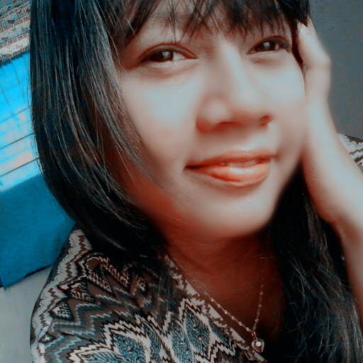 Bee Happy,Trying to Forget Someone you loved is like Trying to Remember someone you never knew