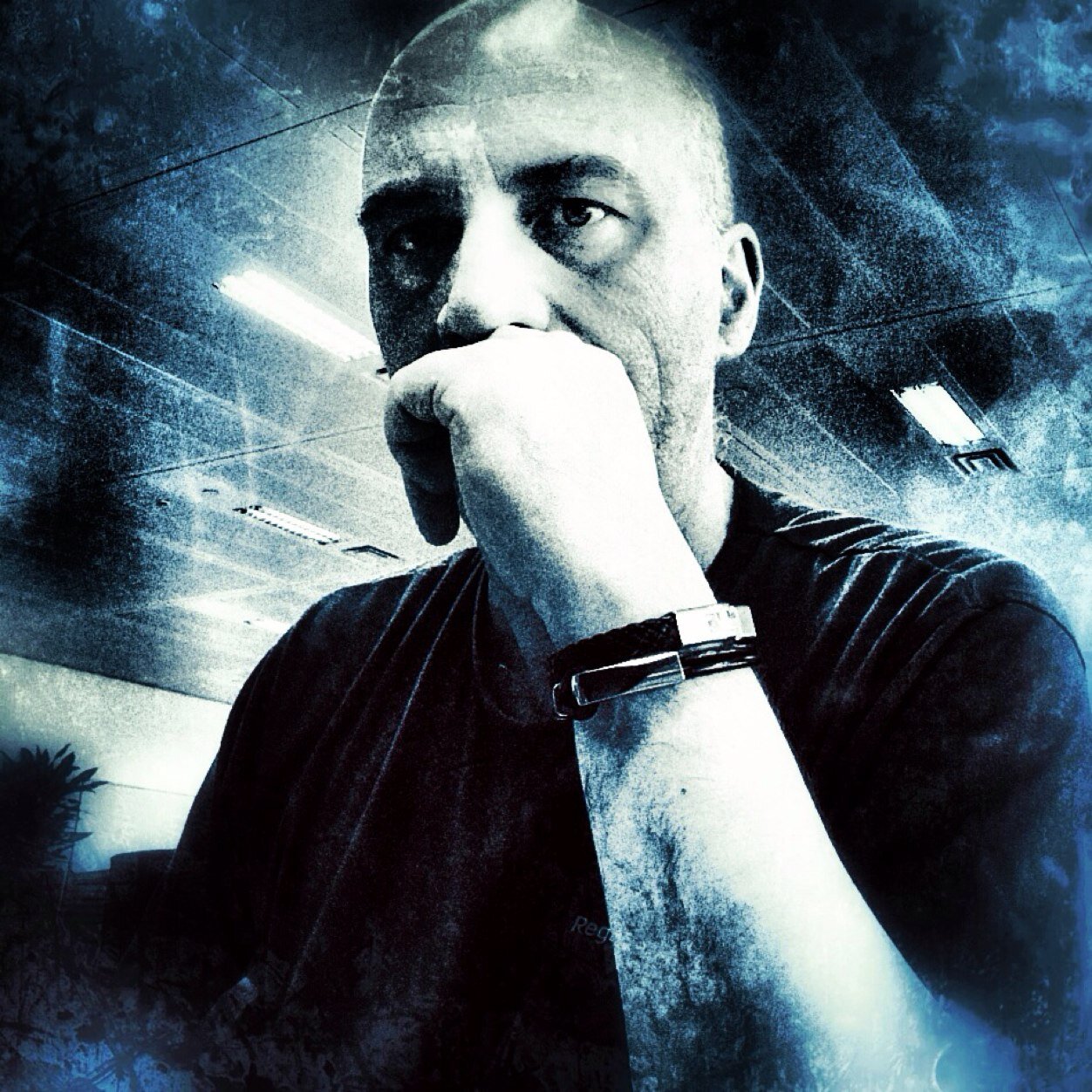 In my spare time i have two passions, photography and Xbox. At least one has the potential to get me out and about.