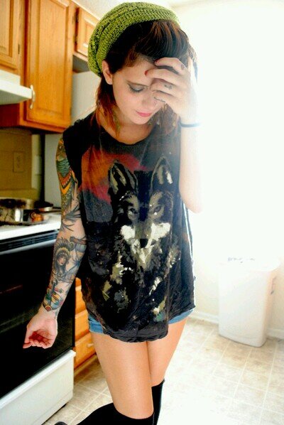 pizza and weed and sex and kittens and coffee and cute boys and cute girls and disney movies - a few of my favorite things {rp}