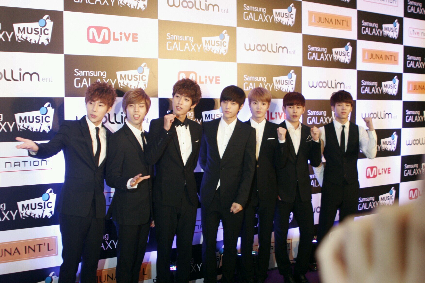 luvINthismoment's profile picture. ===인피니트HKfansite=== 
13.08.18→14.05.14