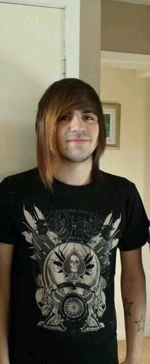 21, Glasgow, RIP Scott, you were and still are my everything
