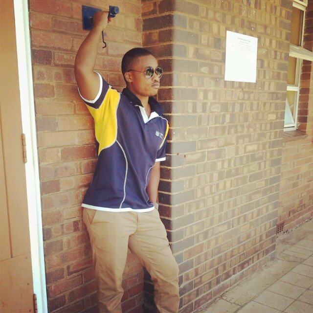 Cornflake_Ntk's profile picture. Am old enough to know better but I'm  young enough to live frm the heart !!!