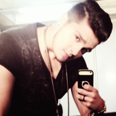 ex twitter do lucas :3 agr reserva do @l0ucasporls ♥