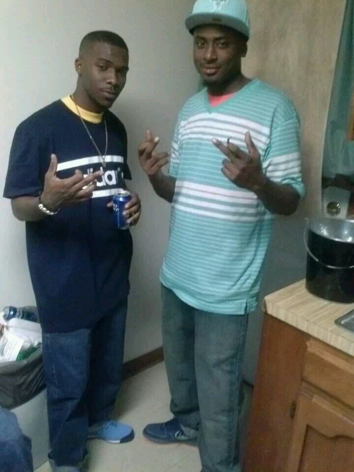 BITCH IM SOSA, GREEN STREET TROUBLE GANG~ SOUF SIDE MY SIDE~ 803 IROC!!!