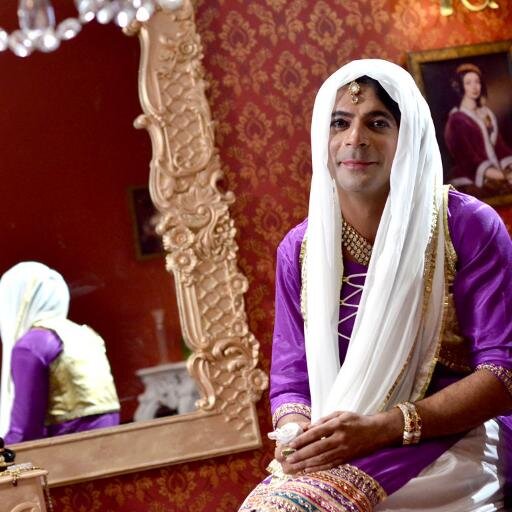 A new avatar, laughing-bomb-material, Parody Sunil Grover. Gender - Plural. Mad in India. Star Plus. 9 baje.Thank you bye bye!