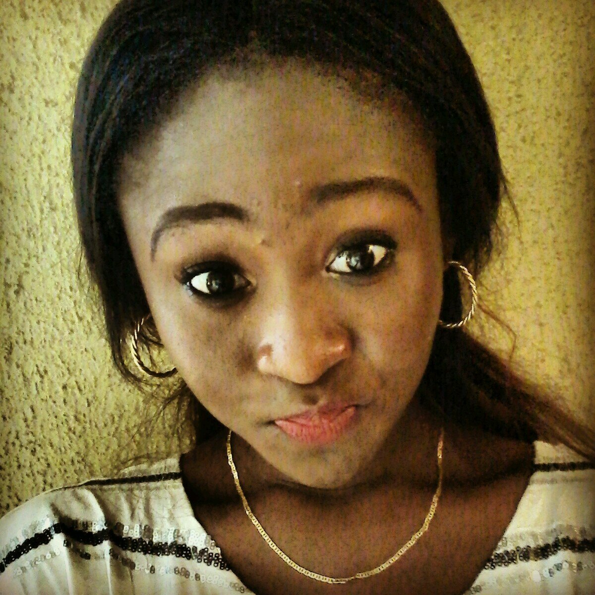Just another Nigerian by mistake ♬liliput and proud ☆ in love with @your_girlMimI @blindsiePEsugar & @mysterygal06 ★ ff  on IG..@Melz_022