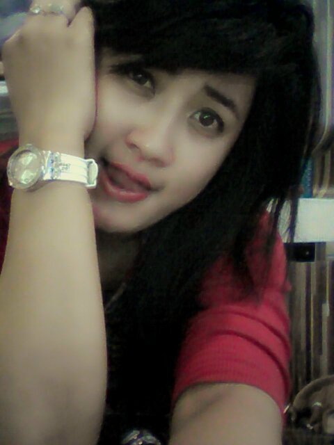 antipurwanti12's profile picture. 