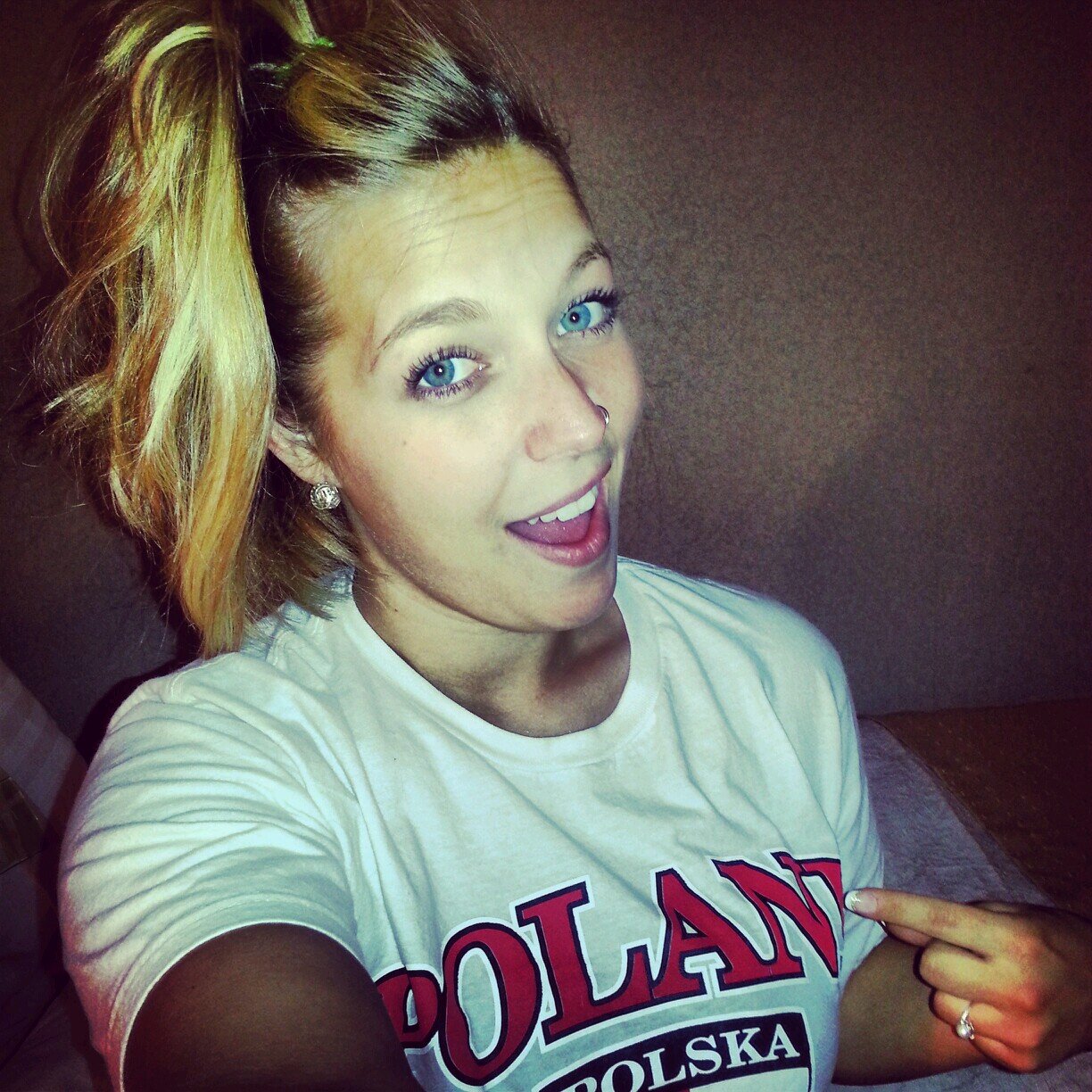 daniellaaa_r22's profile picture. Above all else, guard your heart for everything you do flows from it. Proverbs 4:23 ◆follow me on instagram◆